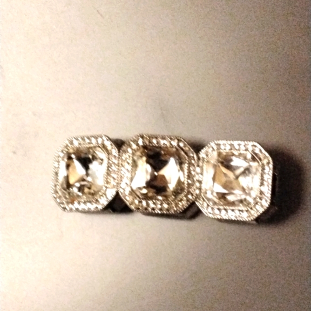 A diamonds bracelet
